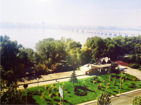 Dnipro evening, view # Вечірній Дніпро у центрі, фантастичний вид